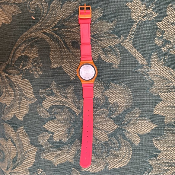 Vintage 90s Watch - Picture 3 of 3